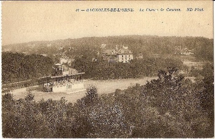 Hippodrome de Bagnoles de l'Orne.jpg